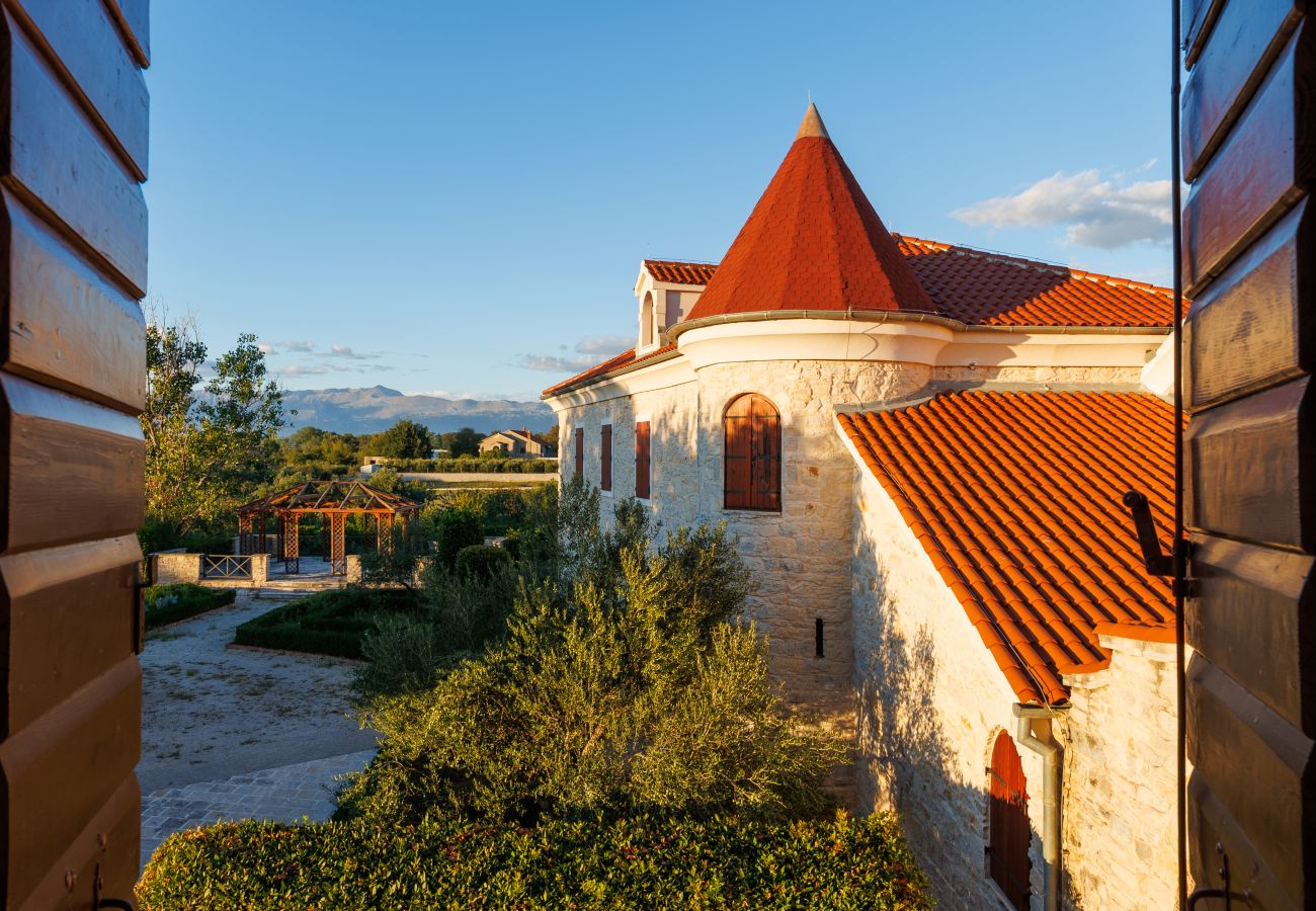 Ferienhaus in Smilcic - Authentic Villa Granar