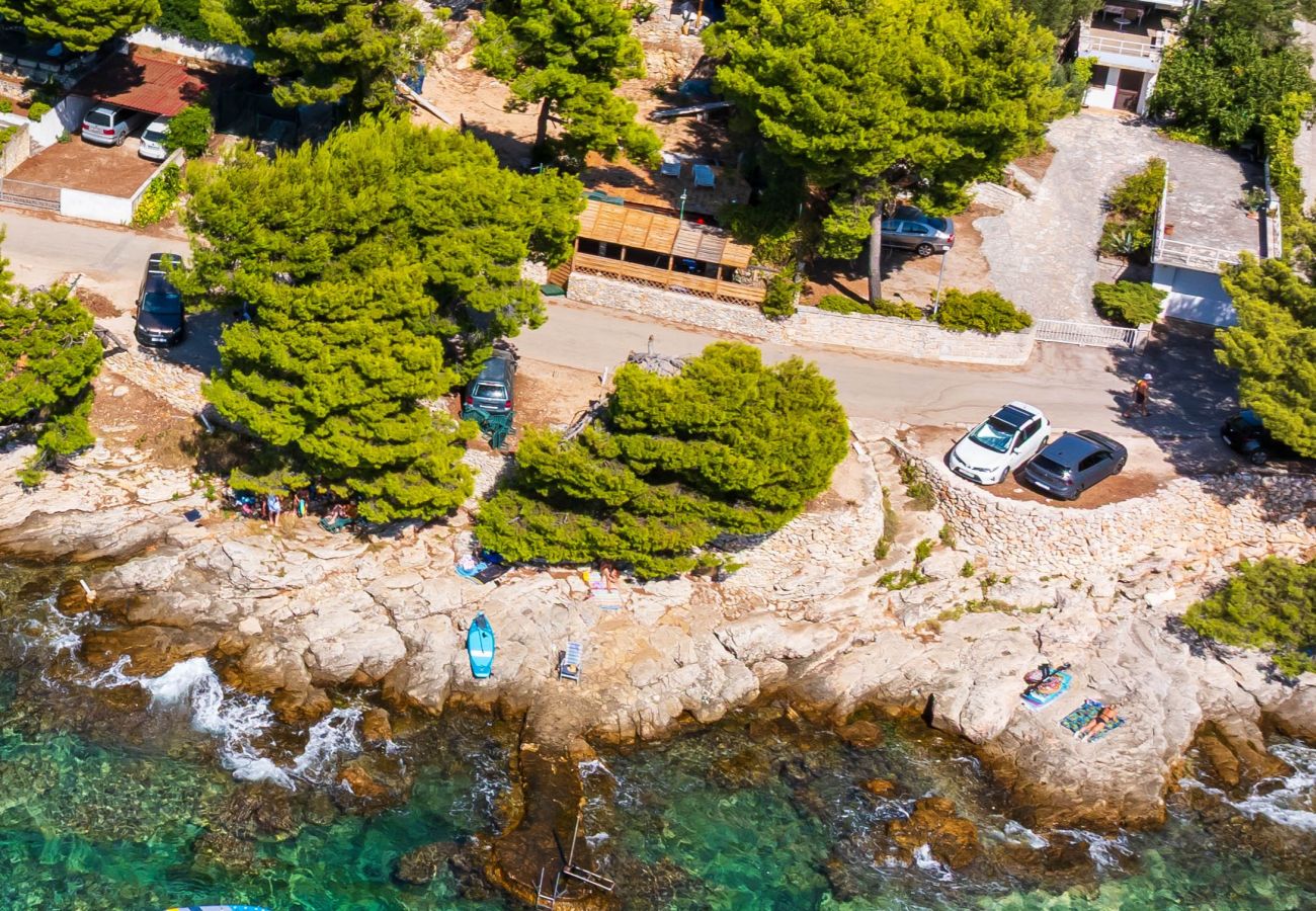 Ferienhaus in Murter - Beach House Slanica