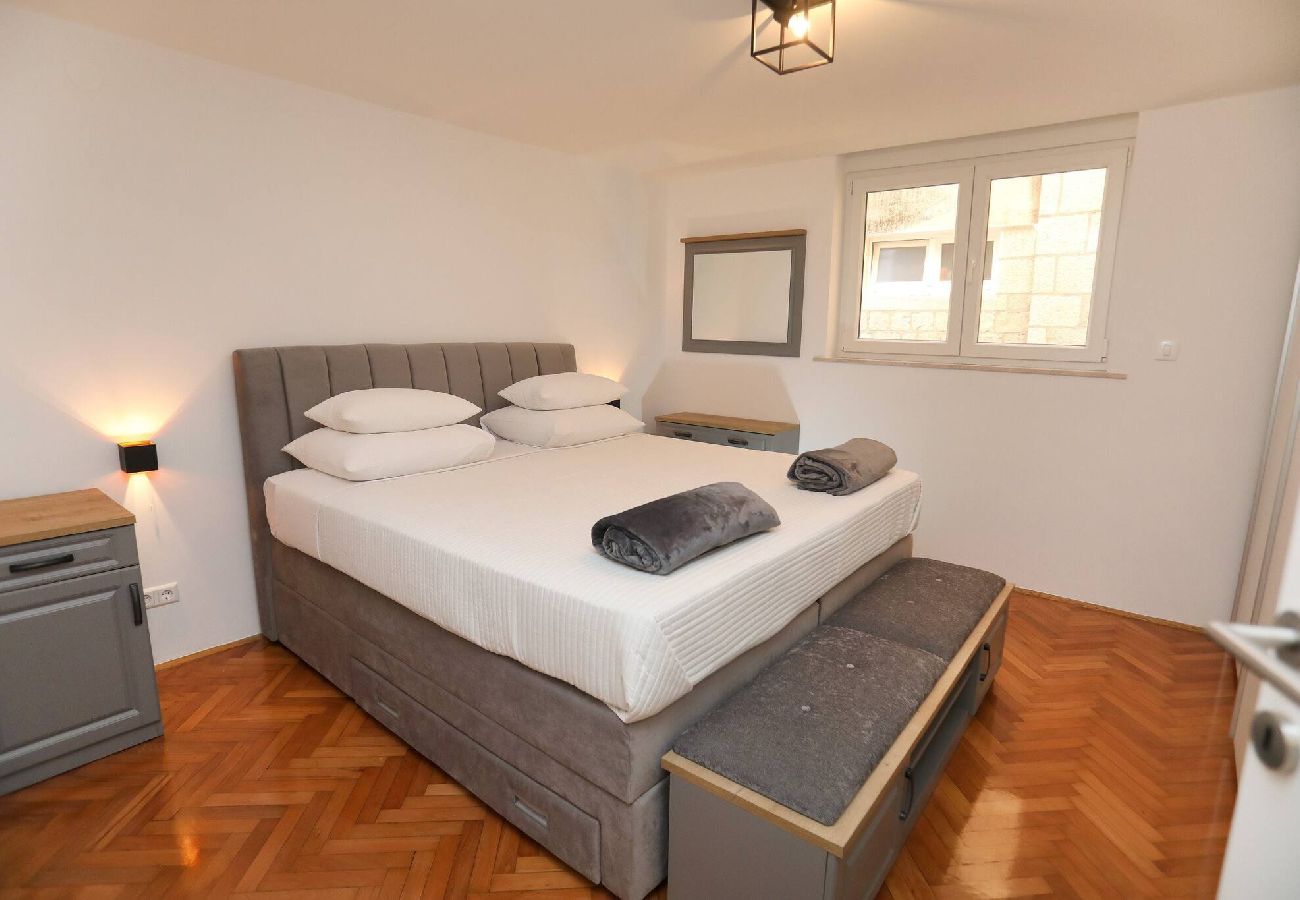 Apartamento en Trogir - M Apartment Trogir