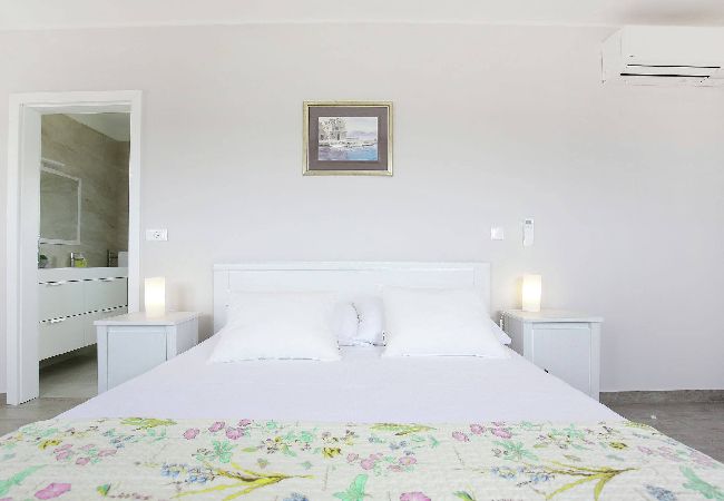 Casa en Maslenica - Sea view Villa Anpero Casa en Maslenica - Sea view Villa Anpero