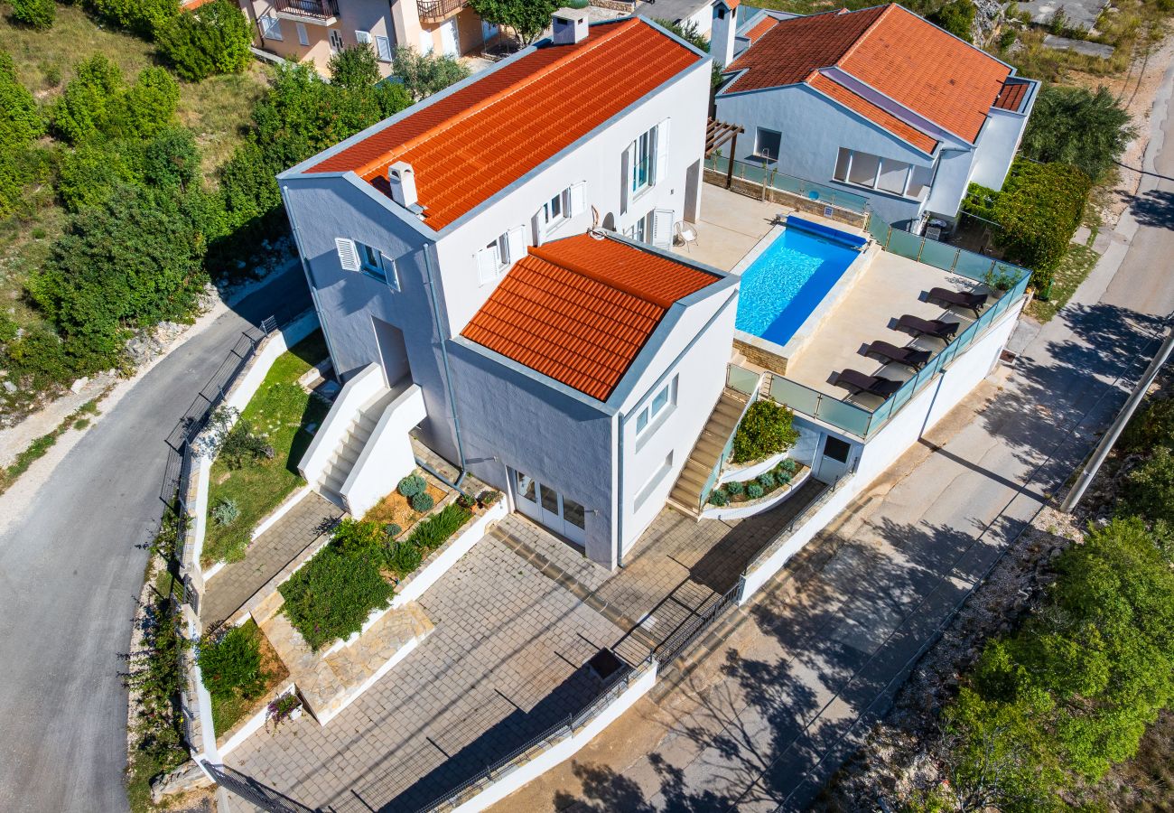 Casa en Maslenica - Sea view Villa Anpero