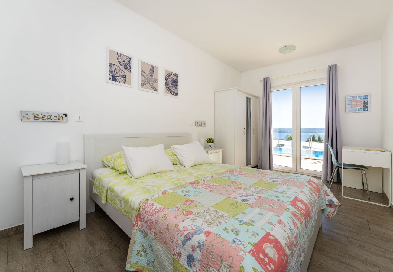 Casa en Maslenica - Sea view Villa Anpero