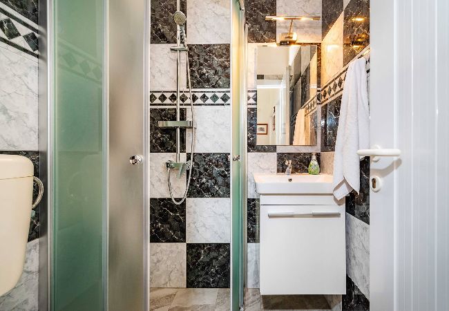 Apartamento en Maslenica - Sea view apartment Dajana Apartamento en Maslenica - Sea view apartment Dajana