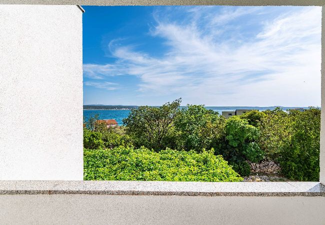 Apartamento en Maslenica - Sea view apartment Dajana Apartamento en Maslenica - Sea view apartment Dajana