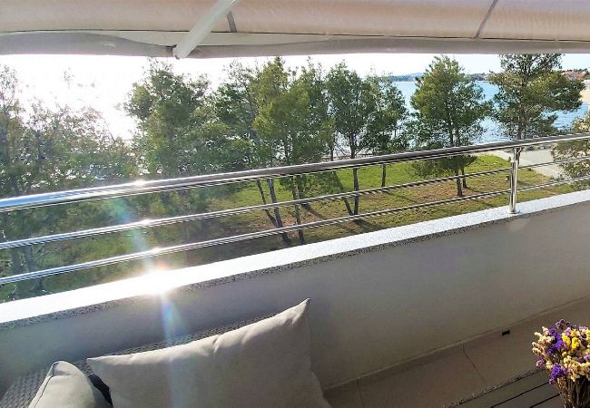 Apartamento en Privlaka - Sea view apartment Privlaka Apartamento en Privlaka - Sea view apartment Privlaka
