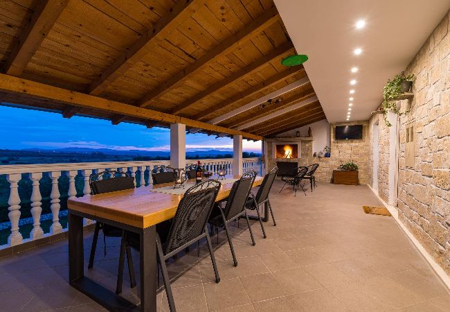 Casa en Žažvic - Holiday home Agro Casa Casa en Žažvic - Holiday home Agro Casa