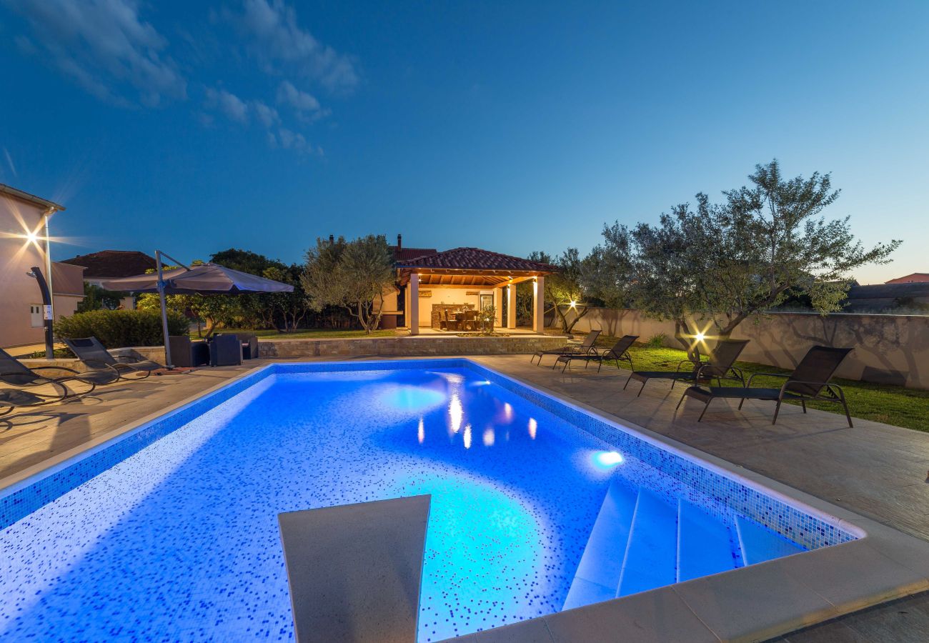 Villa en Biograd na moru - Villa Simone with private pool