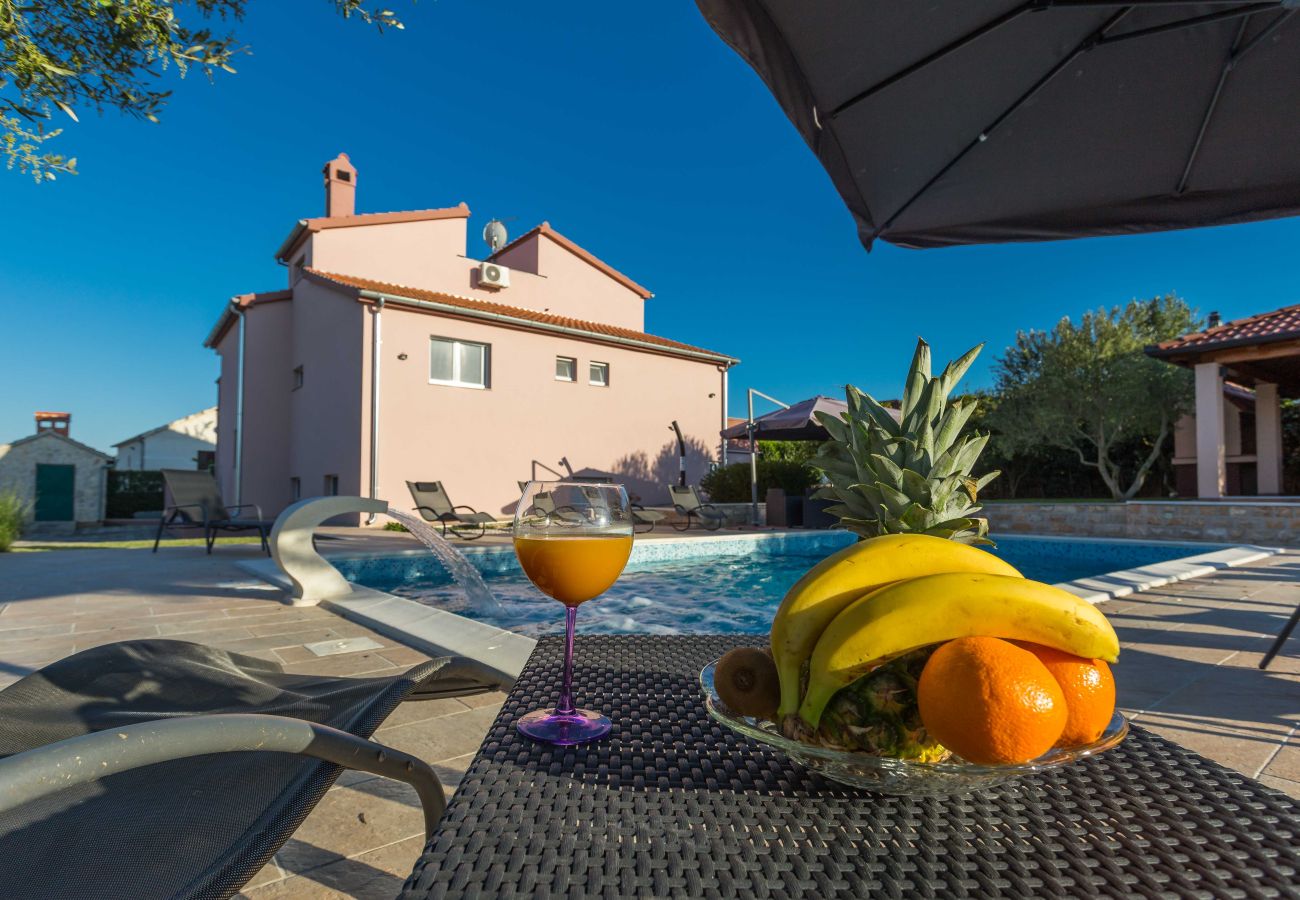 Villa en Biograd na moru - Villa Simone with private pool