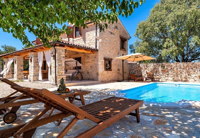 Villa en Stankovci - Authentic Villa Malou Villa en Stankovci - Authentic Villa Malou