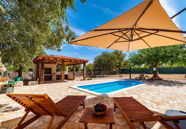Villa en Stankovci - Authentic Villa Malou Villa en Stankovci - Authentic Villa Malou