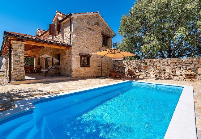 Villa en Stankovci - Authentic Villa Malou Villa en Stankovci - Authentic Villa Malou