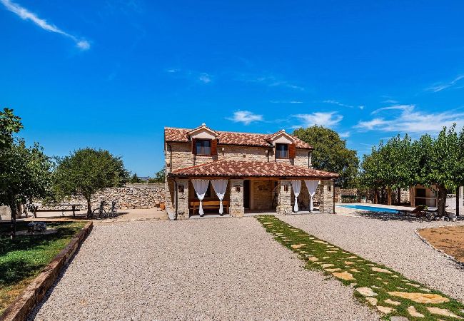 Villa en Stankovci - Authentic Villa Malou Villa en Stankovci - Authentic Villa Malou
