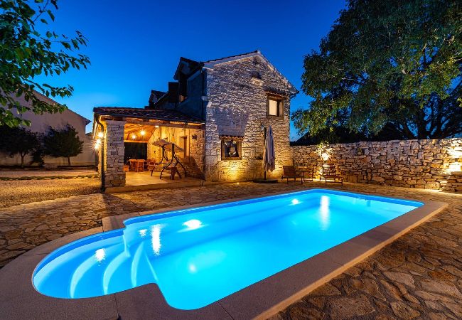 Villa en Stankovci - Authentic Villa Malou Villa en Stankovci - Authentic Villa Malou