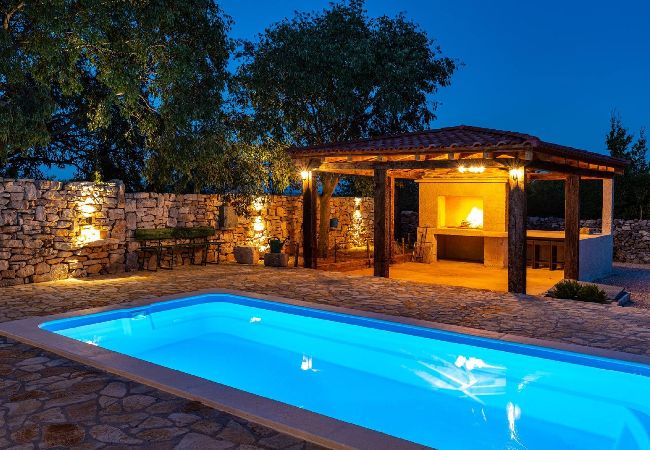 Villa en Stankovci - Authentic Villa Malou Villa en Stankovci - Authentic Villa Malou