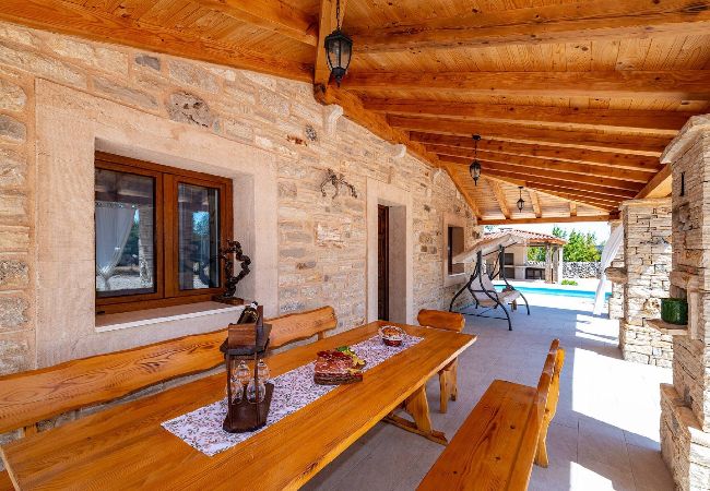 Villa en Stankovci - Authentic Villa Malou Villa en Stankovci - Authentic Villa Malou