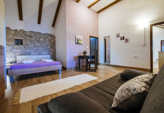 Casa en Kakma - Authentic stone house Momo Casa en Kakma - Authentic stone house Momo