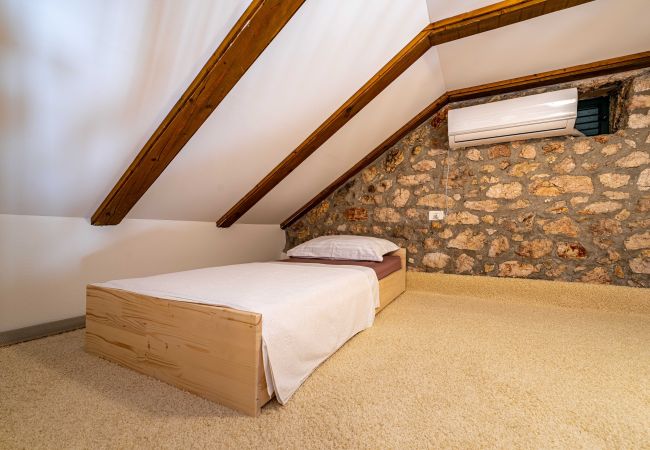 Casa en Kakma - Authentic stone house Momo Casa en Kakma - Authentic stone house Momo