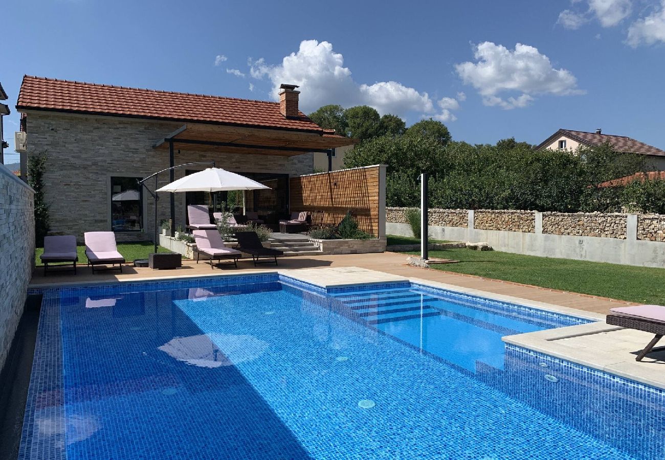 Villa en Donji Proložac - Luxury Villa Prolozac