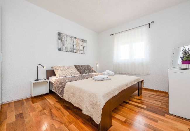 Casa en Benkovacko Selo - Villa Pezer with heated pool & sauna Casa en Benkovacko Selo - Villa Pezer with heated pool & sauna