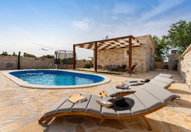 Casa en Šopot - Holiday home Katalea Casa en Šopot - Holiday home Katalea