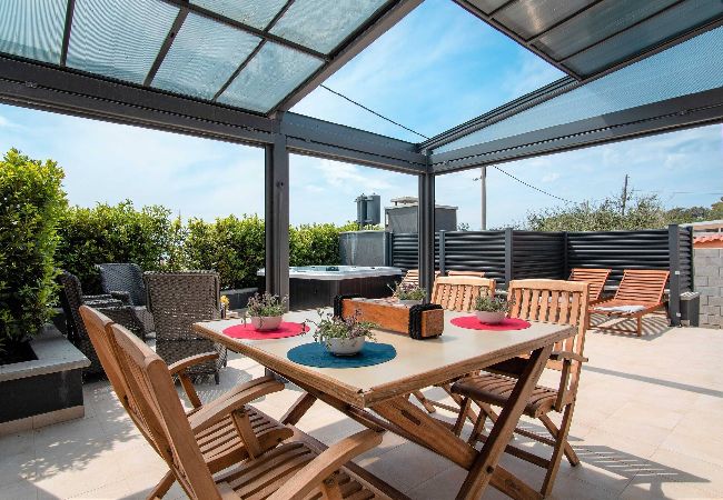 Casa en Košljun - Beach house Festini Casa en Košljun - Beach house Festini