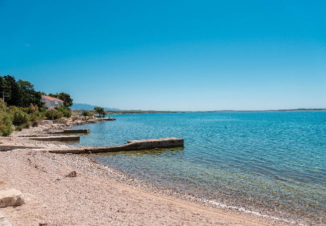 Casa en Košljun - Beach house Festini Casa en Košljun - Beach house Festini