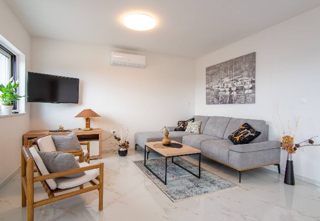 Casa en Košljun - Beach house Festini Casa en Košljun - Beach house Festini