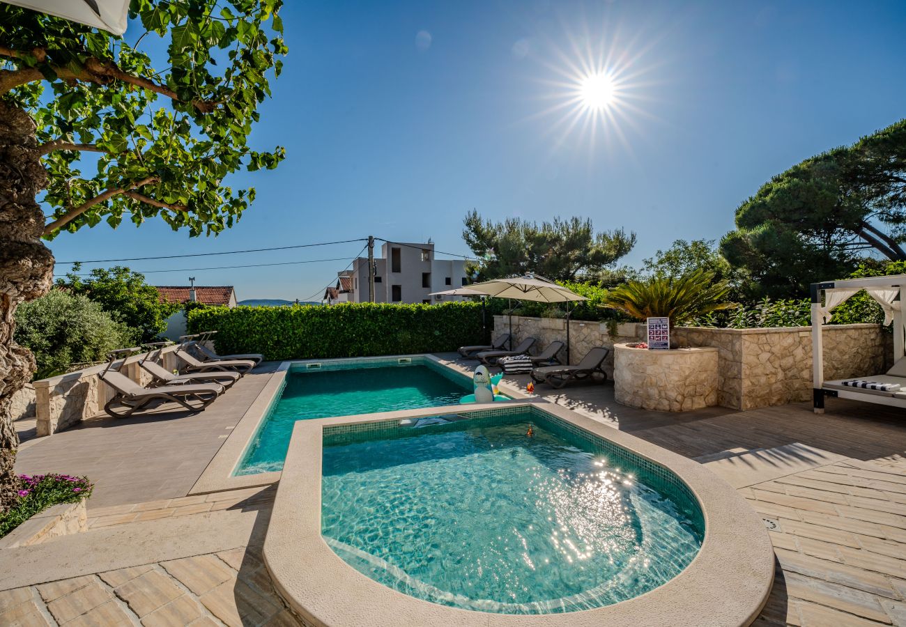 Casa en Sukošan - Authentic Villa Dumina