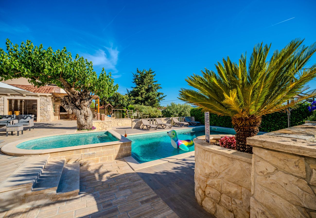 Casa en Sukošan - Authentic Villa Dumina