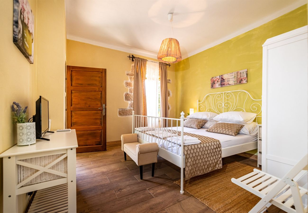 Villa en Gornje Raštane - Authentic Villa Kadulja