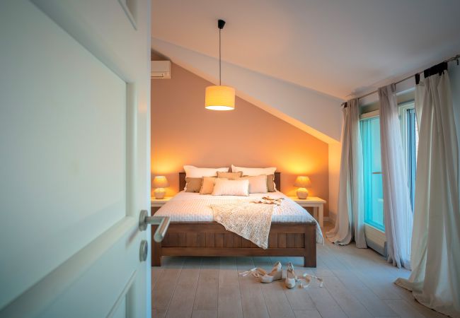 Casa en Svirce - Sea view Villa Amaria Casa en Svirce - Sea view Villa Amaria