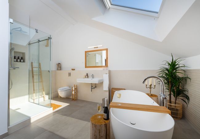 Casa en Svirce - Sea view Villa Amaria Casa en Svirce - Sea view Villa Amaria