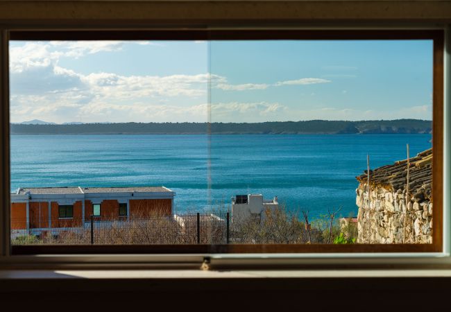 Casa en Rtina - Holiday home Fortica Casa en Rtina - Holiday home Fortica