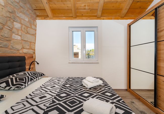 Casa en Rtina - Holiday home Fortica Casa en Rtina - Holiday home Fortica