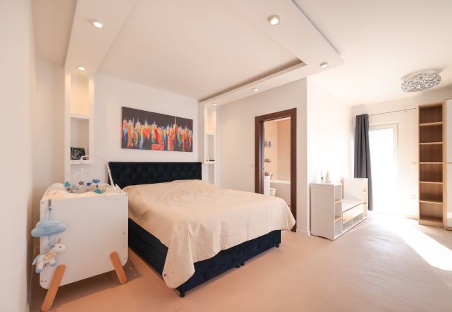 Casa en Gornje Raštane - Villa Sokol with private pool Casa en Gornje Raštane - Villa Sokol with private pool