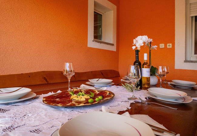 Casa en Vodice - Holiday home Nadalina Casa en Vodice - Holiday home Nadalina