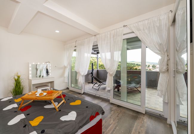 Apartamento en Žaboric - Sea view penthouse Nikita Apartamento en Žaboric - Sea view penthouse Nikita