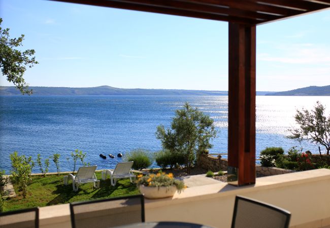 Casa en Maslenica - Beach house Nikola Casa en Maslenica - Beach house Nikola