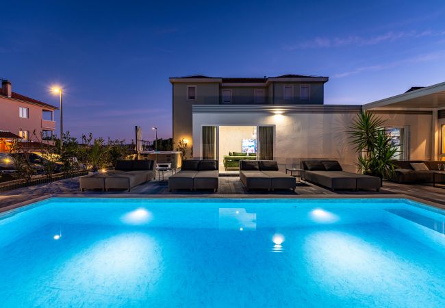 Casa en Pakoštane - Villa Amarilis Casa en Pakoštane - Villa Amarilis