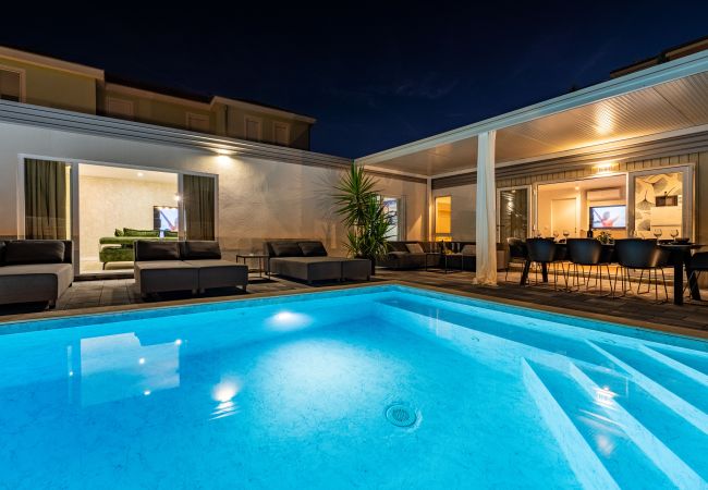 Casa en Pakoštane - Villa Amarilis Casa en Pakoštane - Villa Amarilis