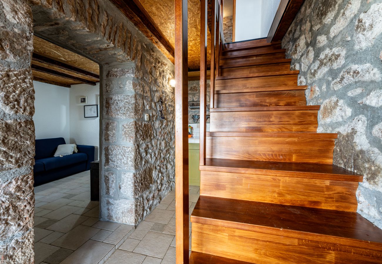 Casa en Starigrad - Sea view stone house Dobroselo