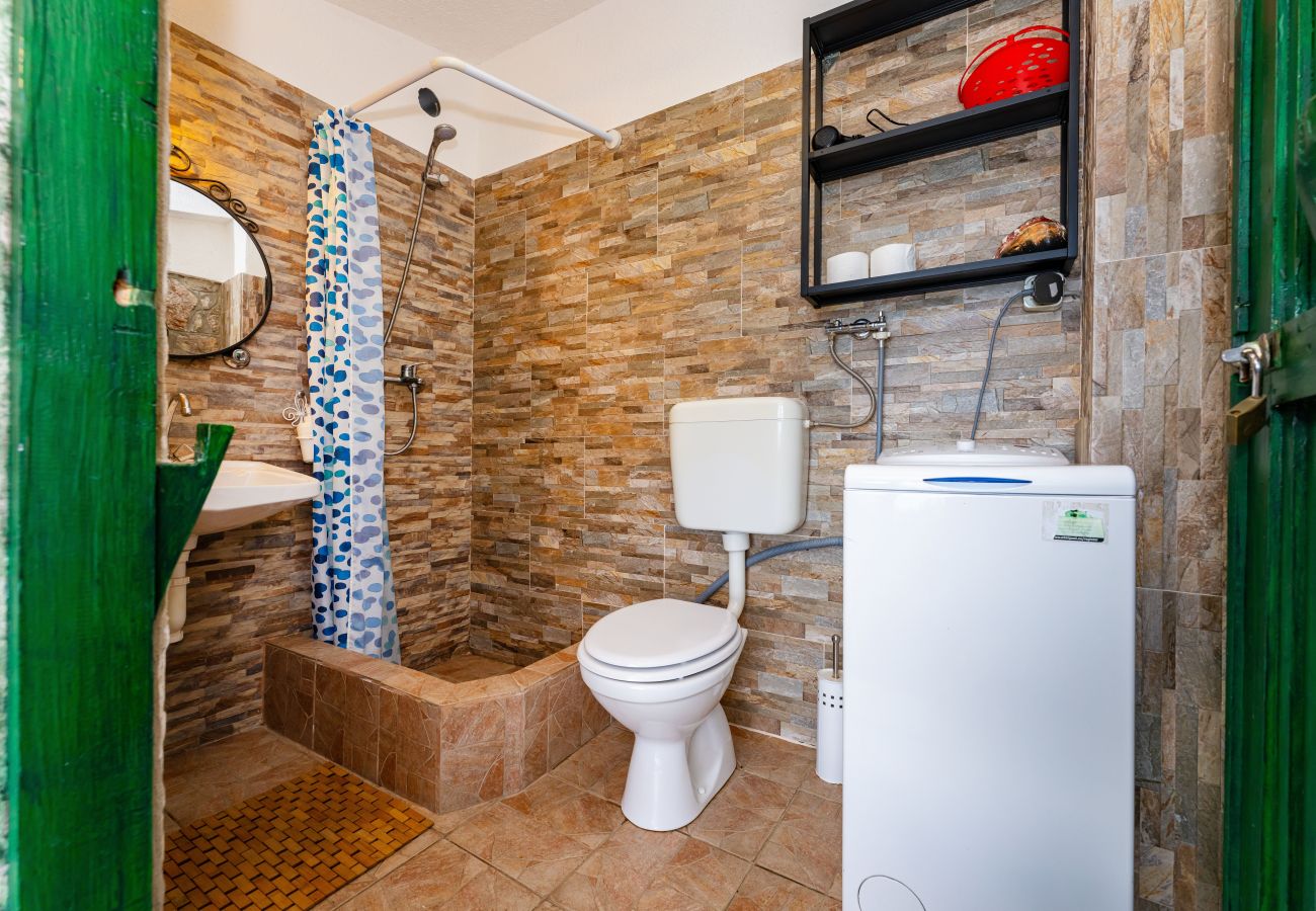 Casa en Starigrad - Sea view stone house Dobroselo