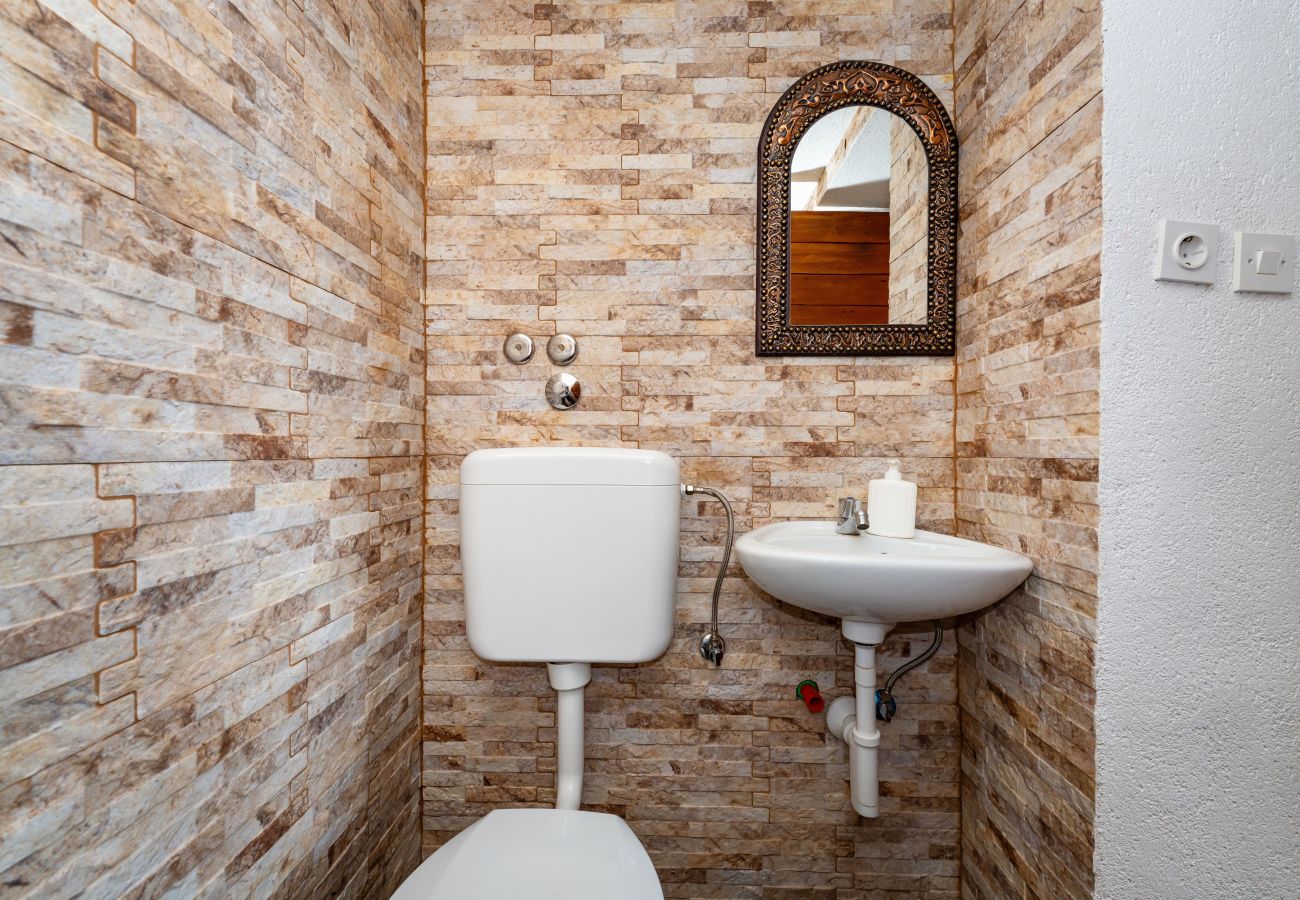 Casa en Starigrad - Sea view stone house Dobroselo
