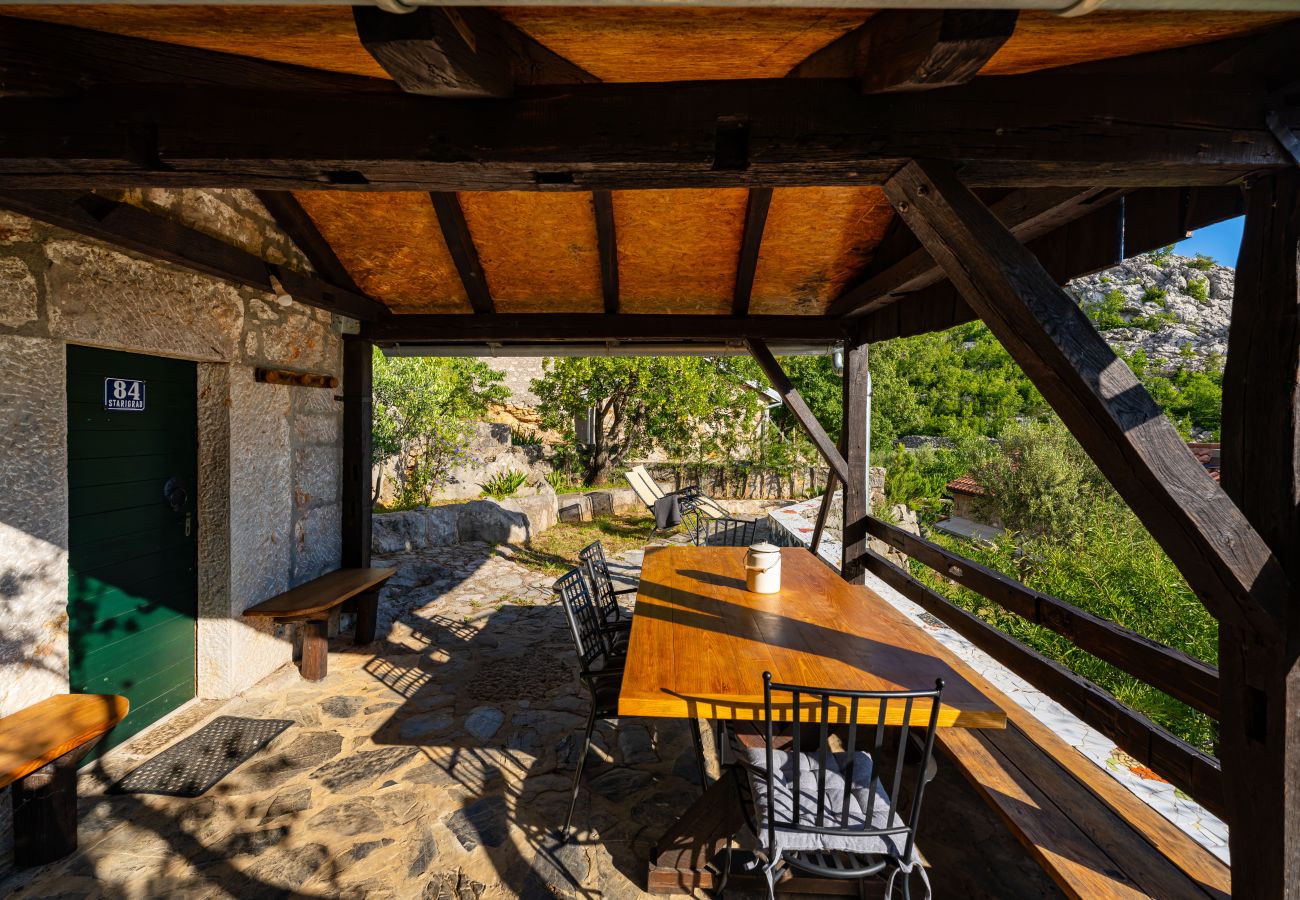 Casa en Starigrad - Sea view stone house Dobroselo