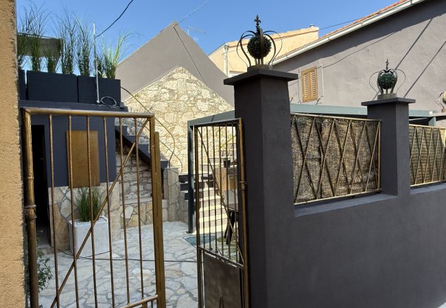 Casa en Kukljica - Holiday home Casa K A Casa en Kukljica - Holiday home Casa K A