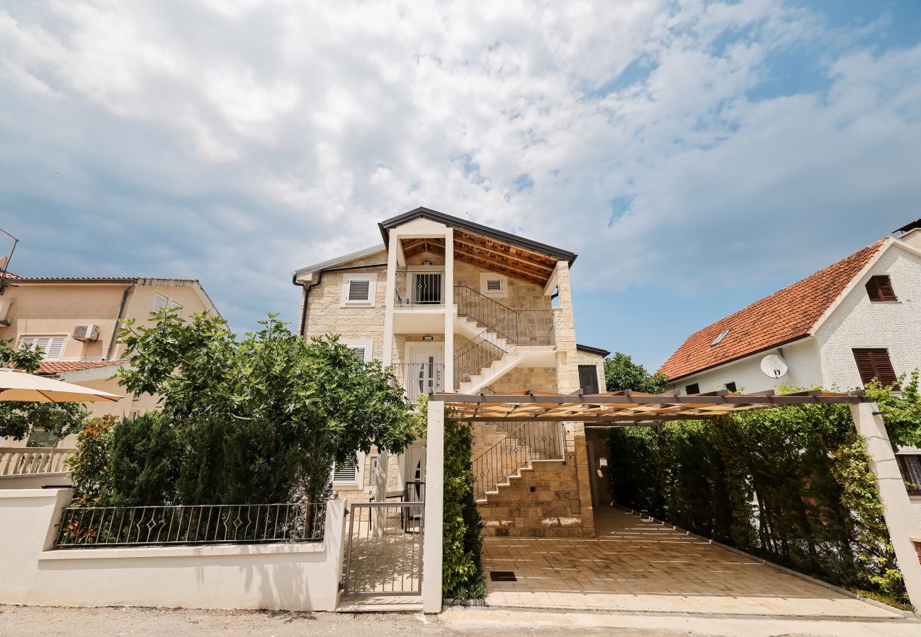 Apartamento en Barotul - Garden view apartment Naledi
