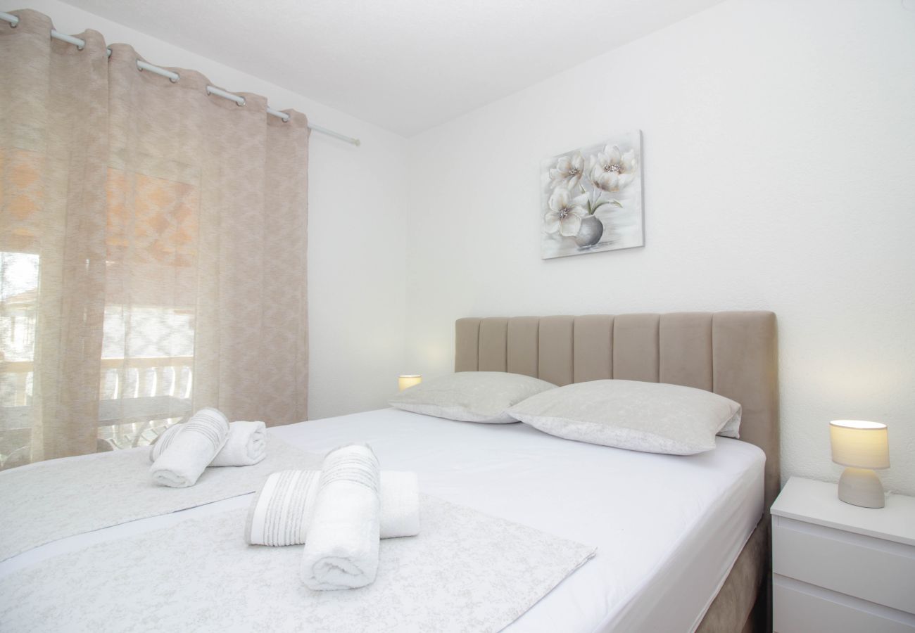 Apartamento en Biograd na moru - Apartman DaDa 1