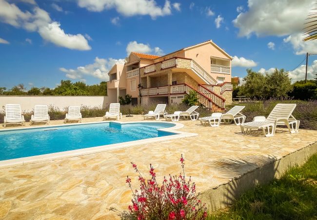 Casa en Tinj - Villa Ljubica with private pool