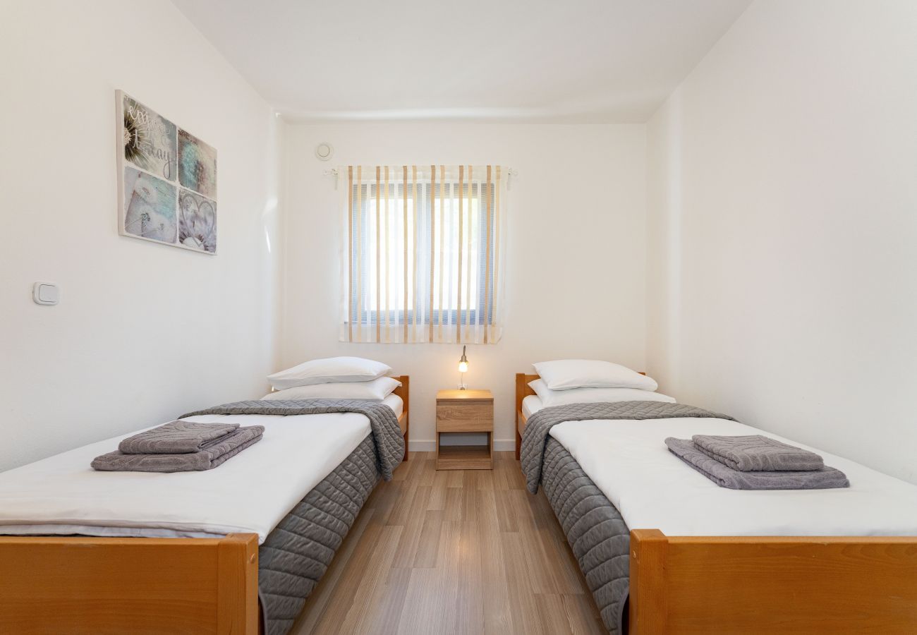 Apartamento en Starigrad - Sea view Apartment Masha