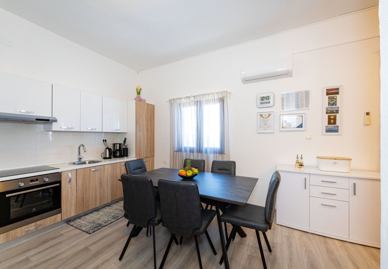 Apartamento en Starigrad - Sea view Apartment Masha